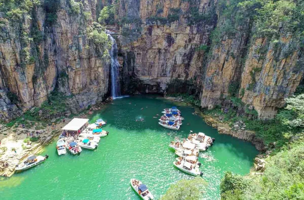 Conheça uma das cidades que compõe a Serra da Canastra: Capitólio